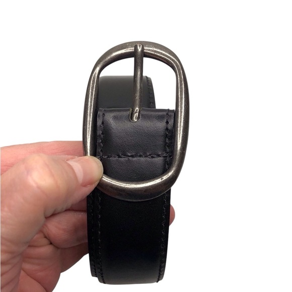 LL Bean Mens Large 38 Black Leather Belt Width 1-1/2 add in Brazil EUC - Picture 1 of 4